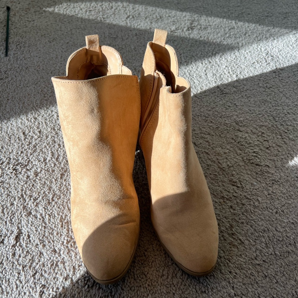 Pink Lily Light Tan Ankle Booties